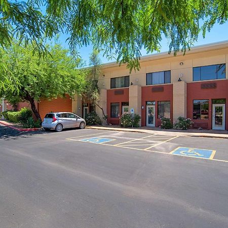 Quality Inn & Suites Phoenix Nw - Sun City Youngtown Exteriör bild